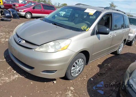 2007 Toyota Sienna Le z USA, uszkodzony, nr VIN 5TDZK23CX7S066422